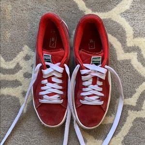 Vintage puma sneakers